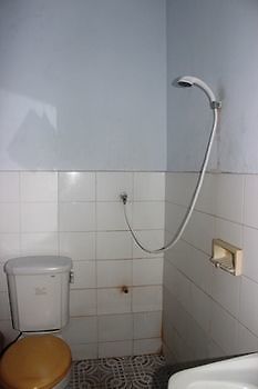 Serangan Inn 1 Падангбай Экстерьер фото